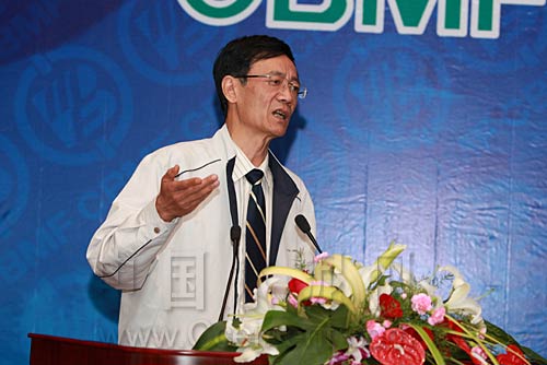 楊皓：科學(xué)規(guī)劃 合作共贏 推動(dòng)區(qū)域水泥工業(yè)健康發(fā)展